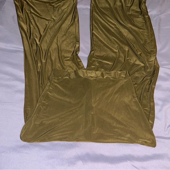 PrettyLittleThing Wide Leg Pants - Picture 7 of 9